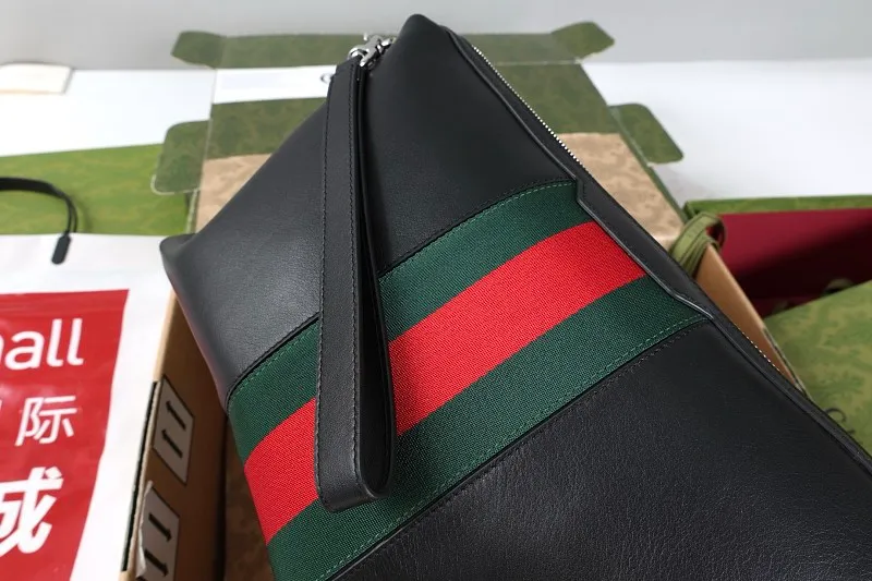 All categories Official website "Brand Women's Bags" Women's Bags 💙 GUCCI 2026 GUCCI new crossbody shoulder bag