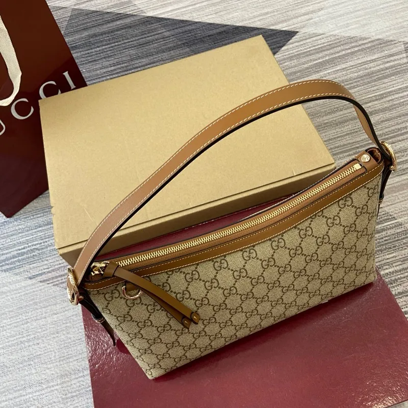All categories Official website "Brand Women's Bags" Women's Bags 💙 GUCCI 2025 new GUCCI armpit bag