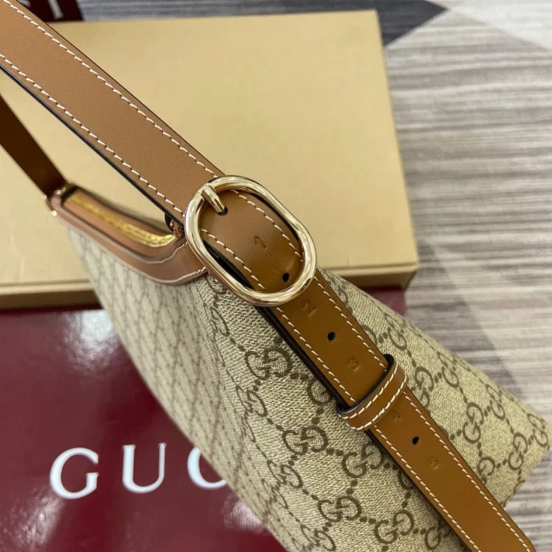 All categories Official website "Brand Women's Bags" Women's Bags 💙 GUCCI 2025 new GUCCI armpit bag