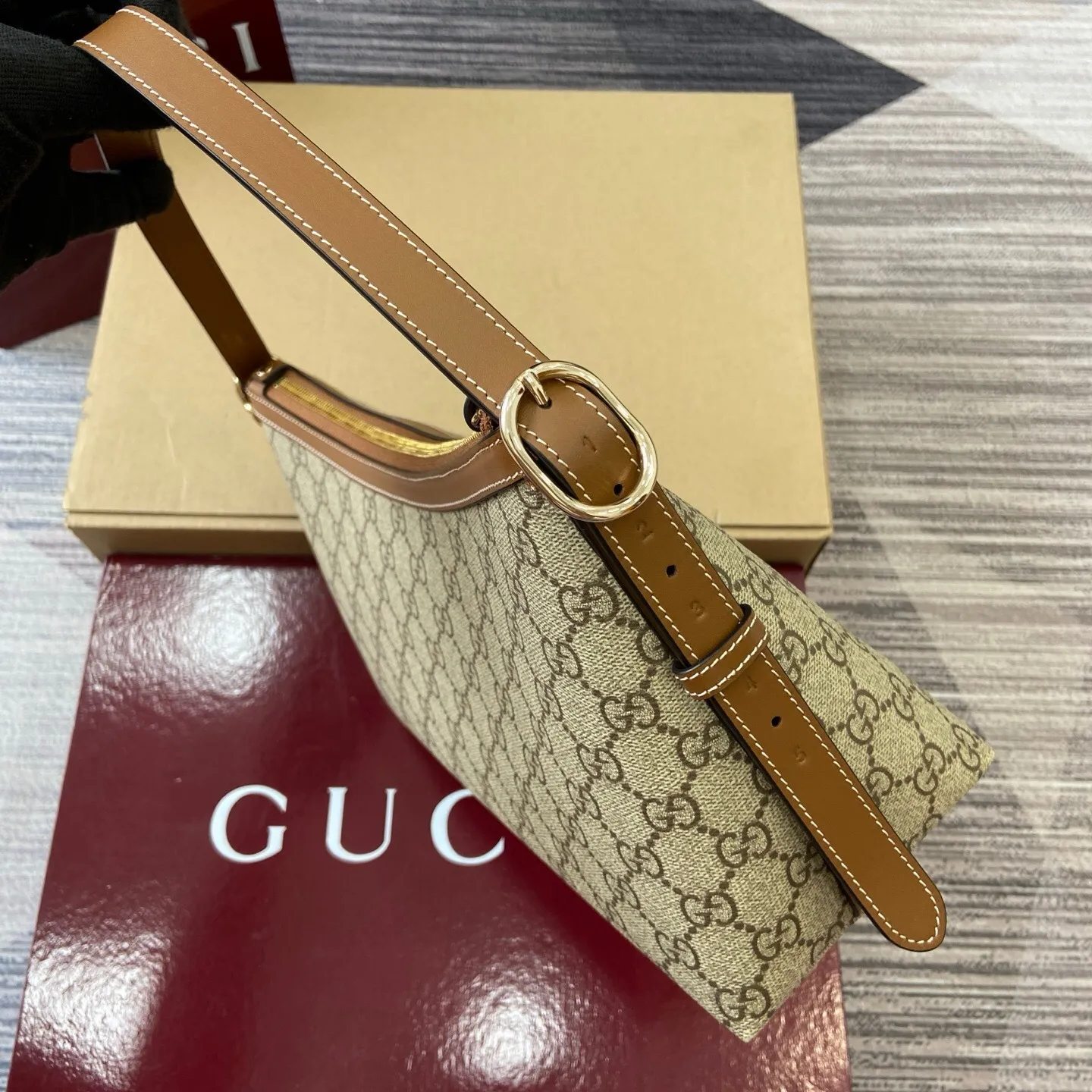 All categories Official website "Brand Women's Bags" Women's Bags 💙 GUCCI 2025 new GUCCI armpit bag