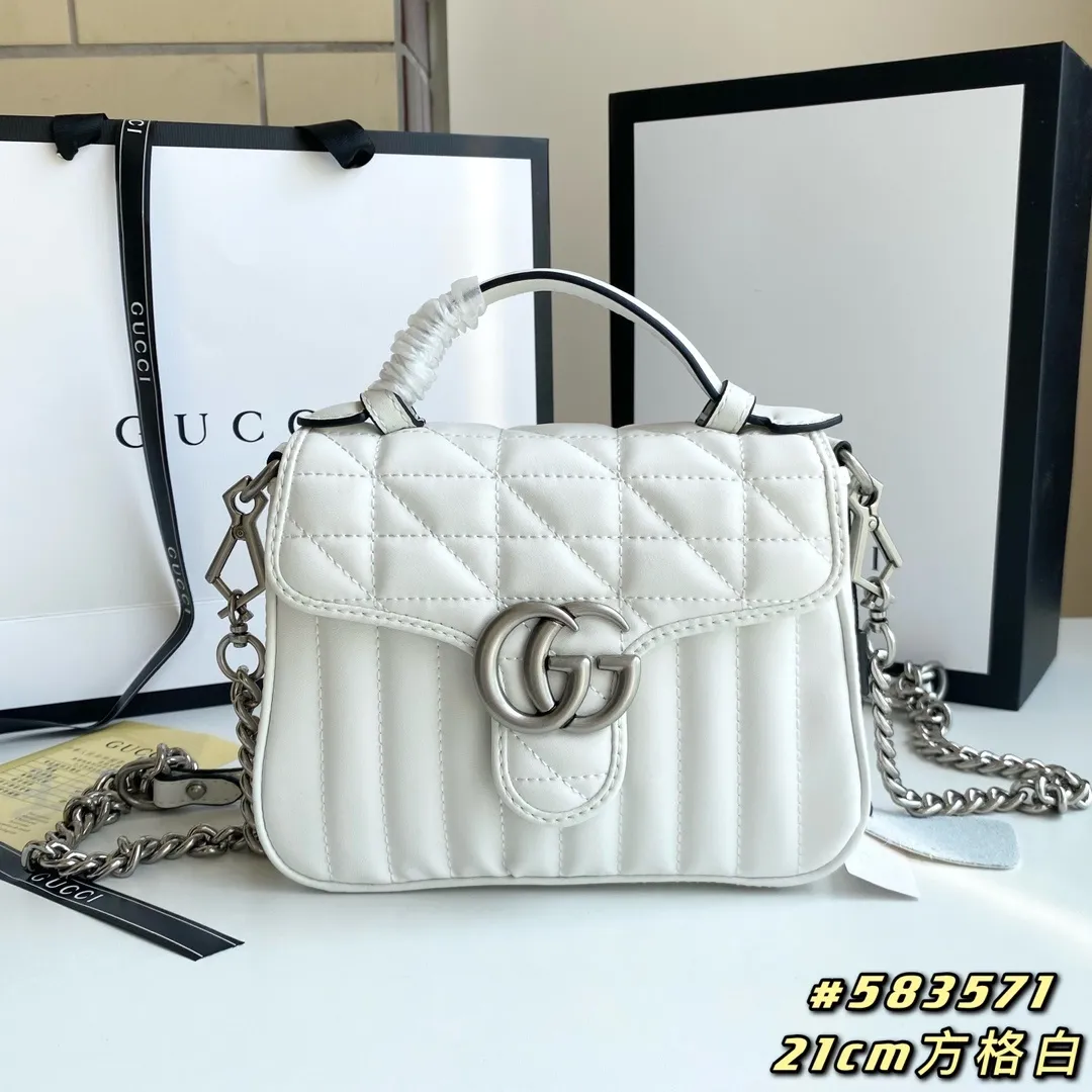 All categories Official website "Brand Women's Bags" Women's Bags 💙 GUCCI 2022 official new Gucci crossbody bag wholesale Original order quality 58002000 Size: 21-15.5-8 Cm