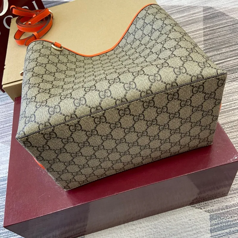 All Categories Official Website "Brand Women's Bags" Women's Bags 💙 GUCCI 2025 New GUCCI Crossbody Bag