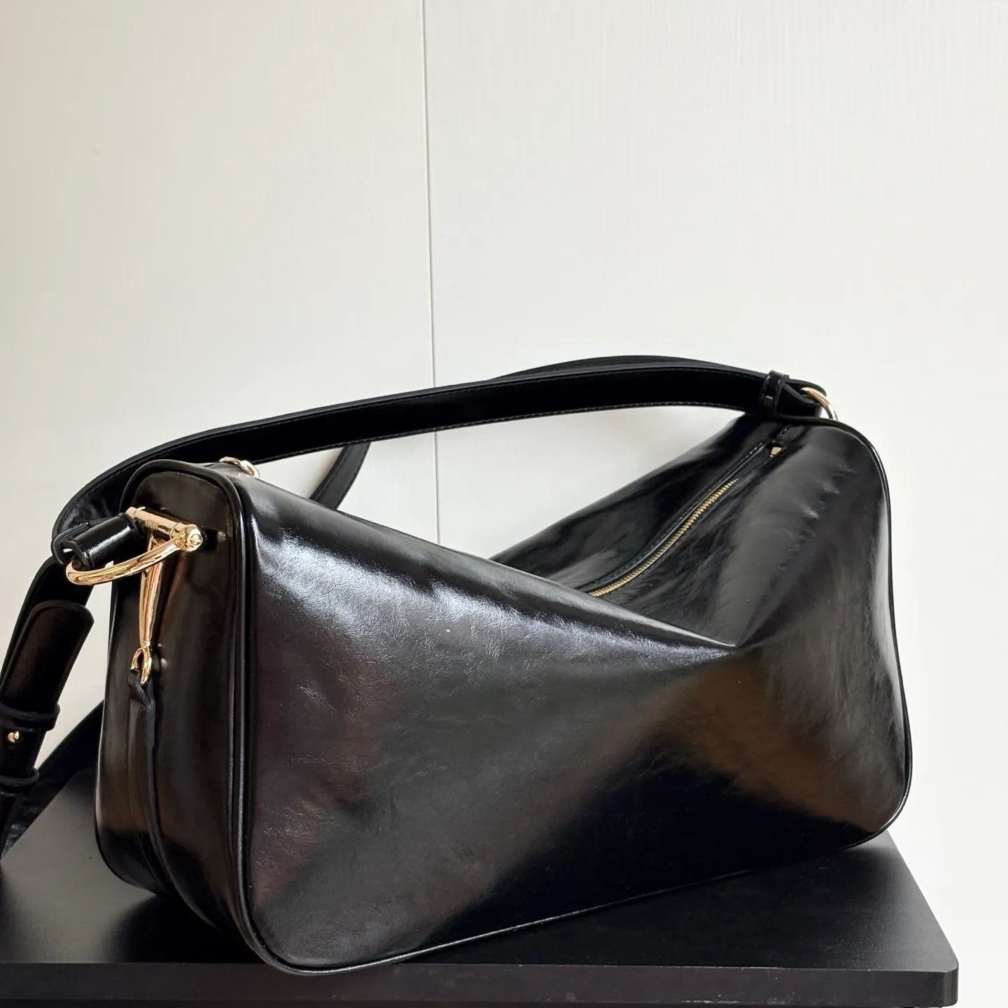All Categories Official Website "Brand Women's Bags" Women's Bags 💙 GUCCI 2026 New GUCCI Underarm Bag