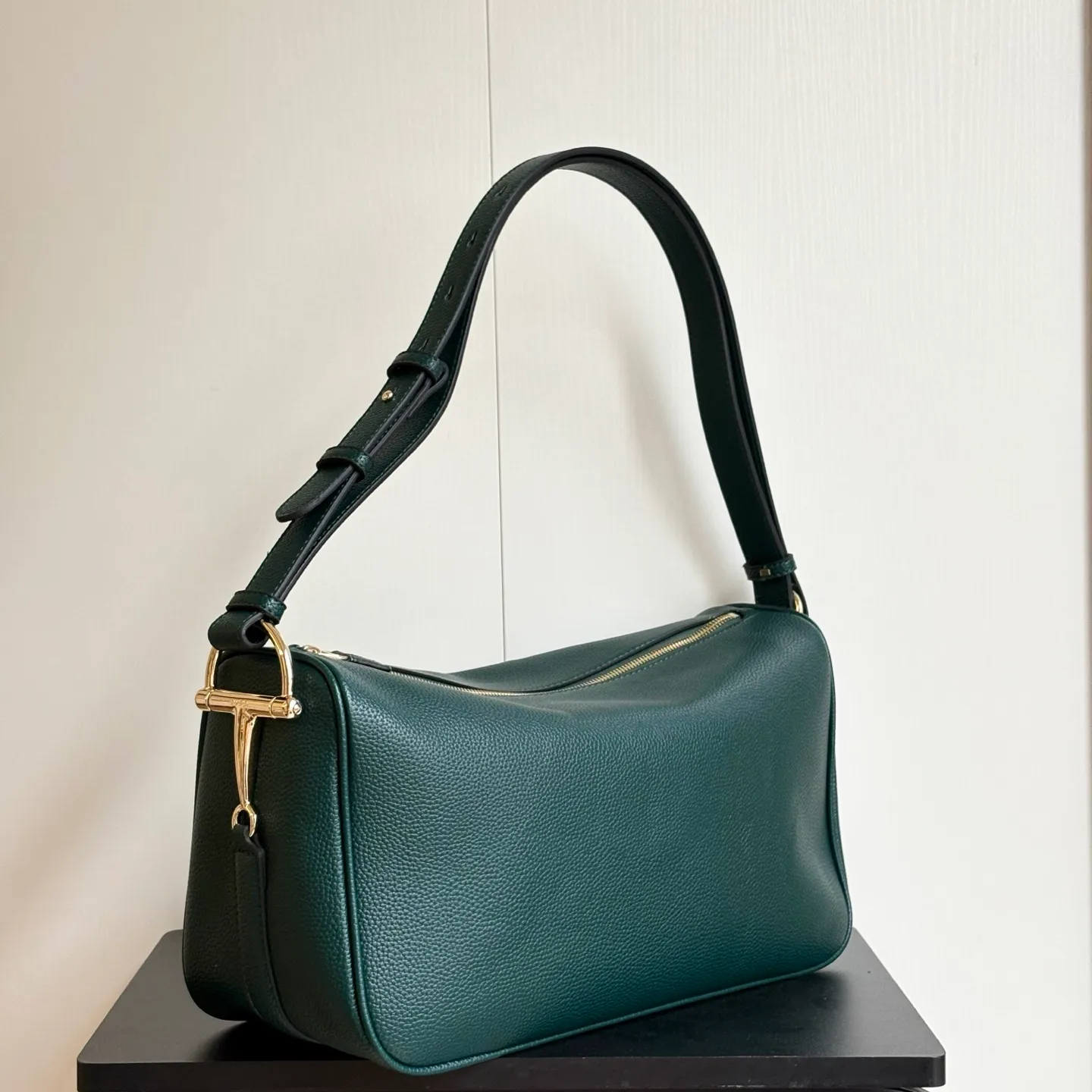 All Categories Official Website "Brand Women's Bags" Women's Bags 💙 GUCCI 2026 New GUCCI Underarm Bag