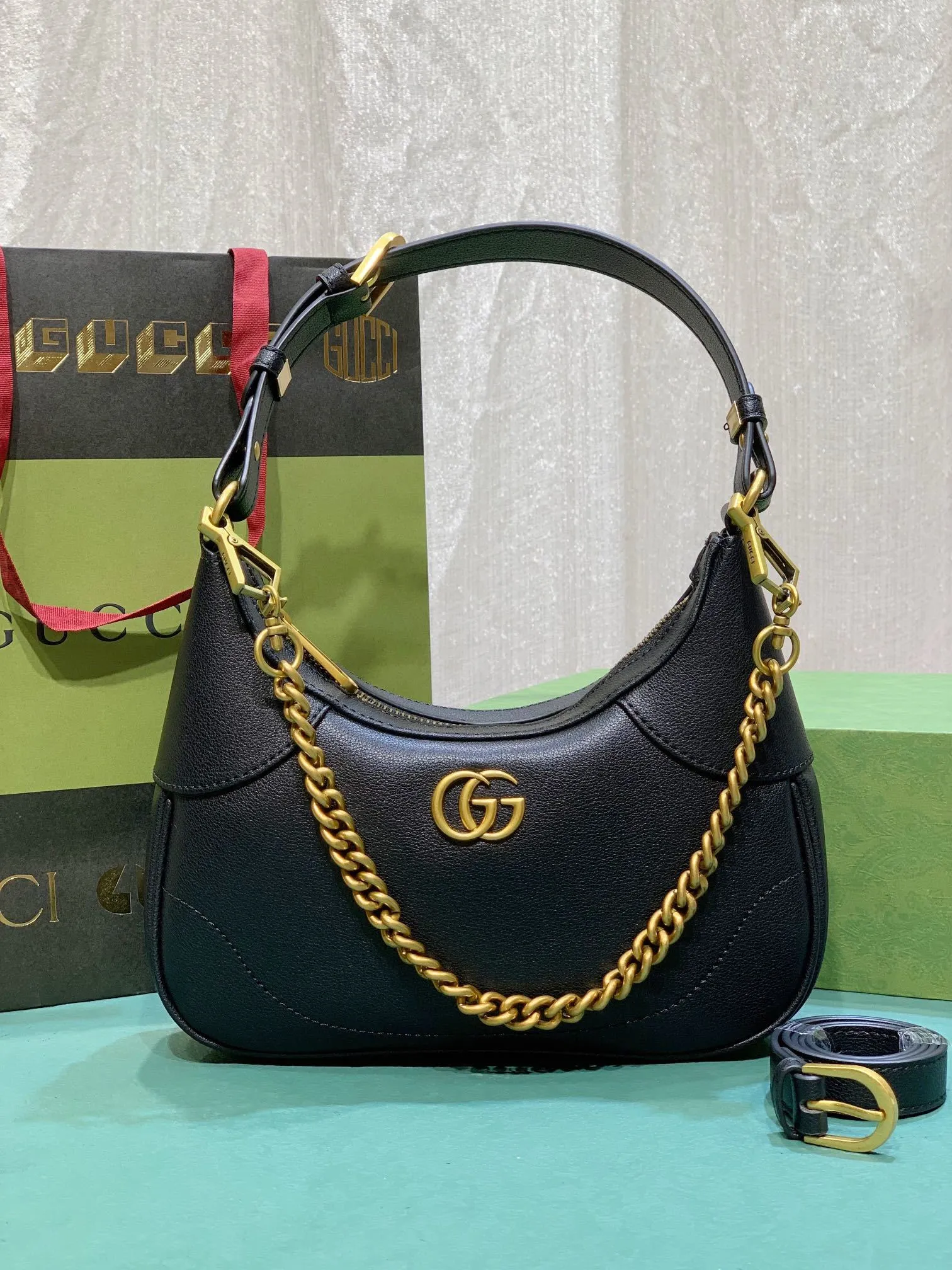 All categories Official website "Brand Women's Bags" Women's Bags 💙 GUCCI 2024 latest GUCCI crossbody bag