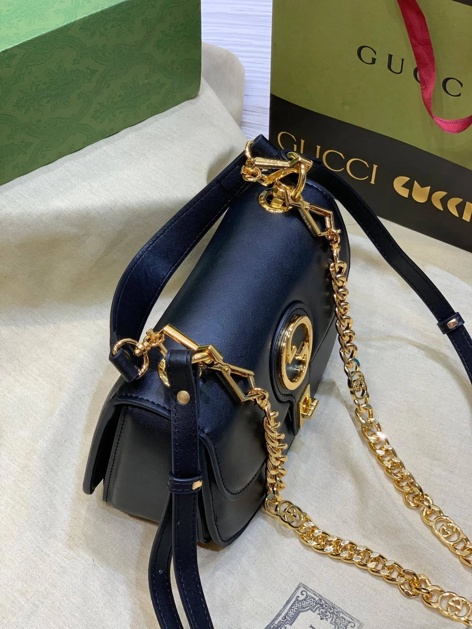 All categories Official website "Brand Women's Bags" Women's Bags 💙 GUCCI 2023 latest GUCCI crossbody bag