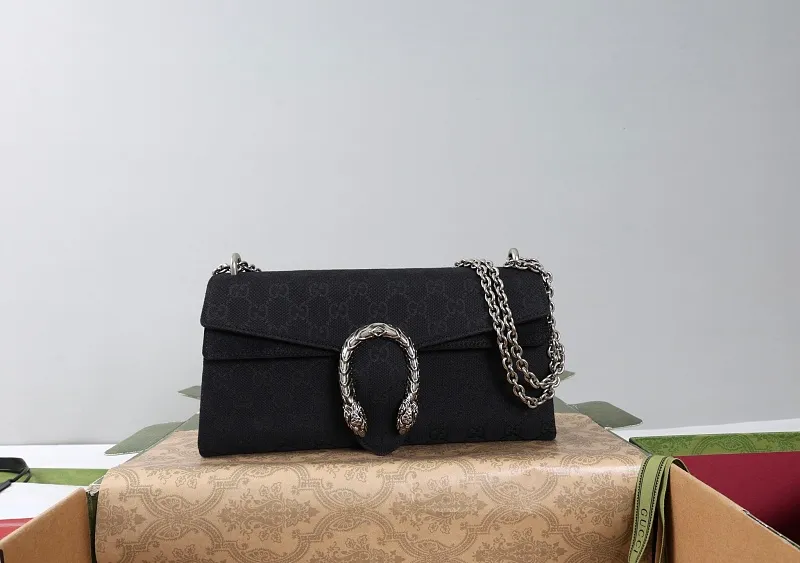 All categories Official website "Brand Women's Bags" Women's Bags 💙 GUCCI 2026 GUCCI new crossbody shoulder bag
