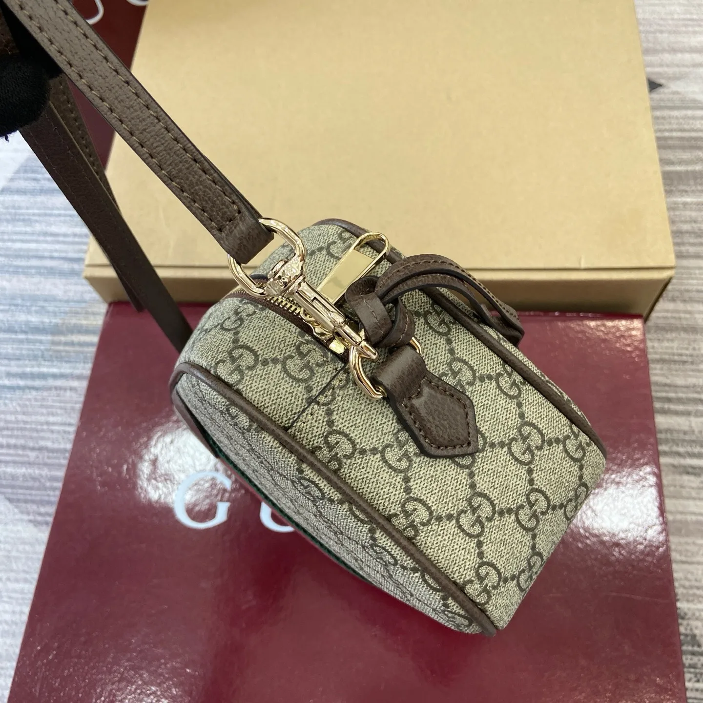 All Categories Official Website "Brand Women's Bags" Women's Bags 💙 GUCCI 2025 New GUCCI Crossbody Bag