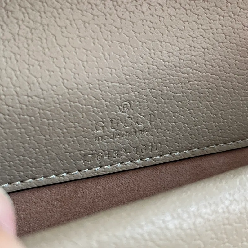 All categories Official website "Brand Women's Bags" Women's Bags 💙 GUCCI 2024 latest GUCCI crossbody bag
