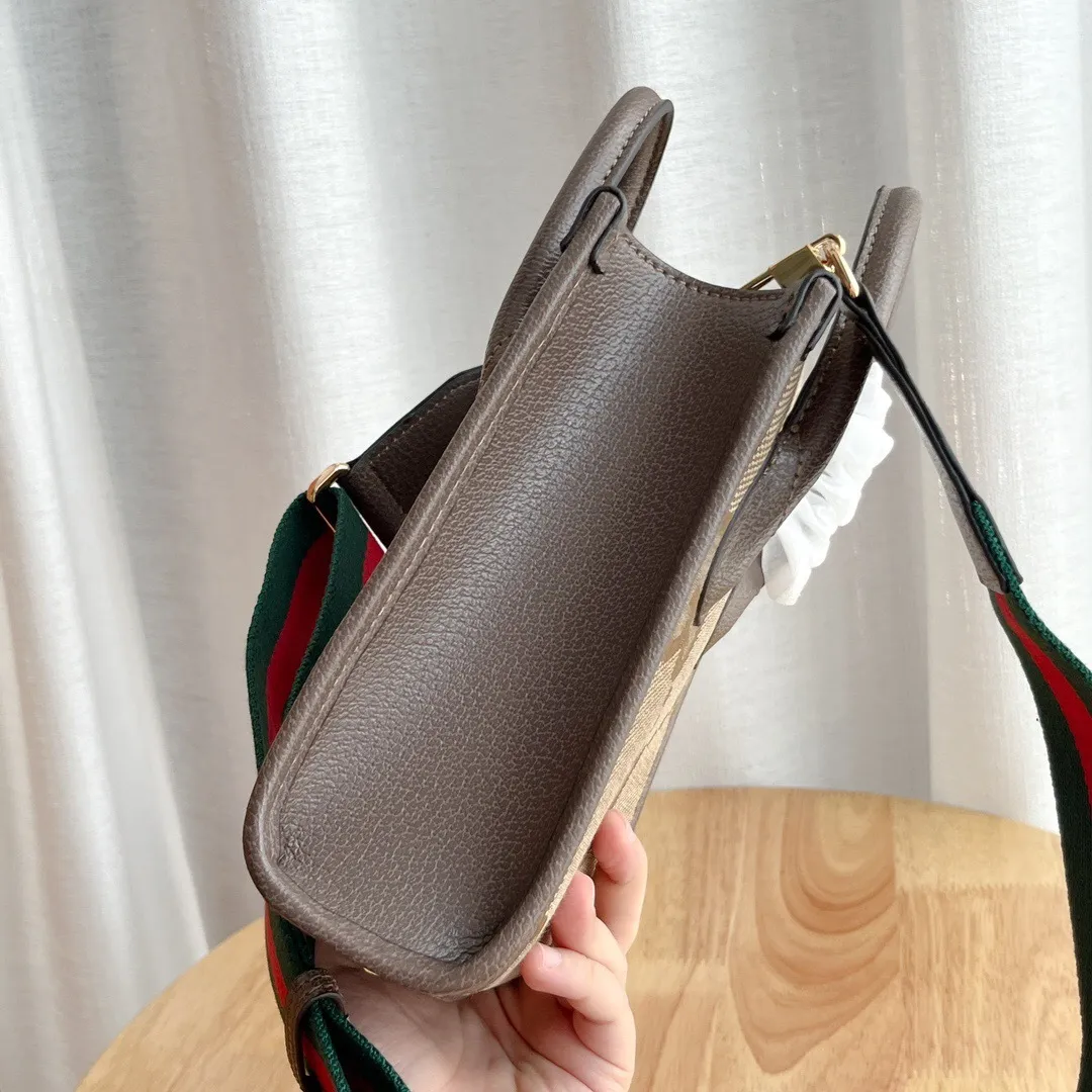 All Categories Official Website "Brand Women's Bags" Women's Bags 💙 GUCCI 2023 New GUCCI Crossbody Bag