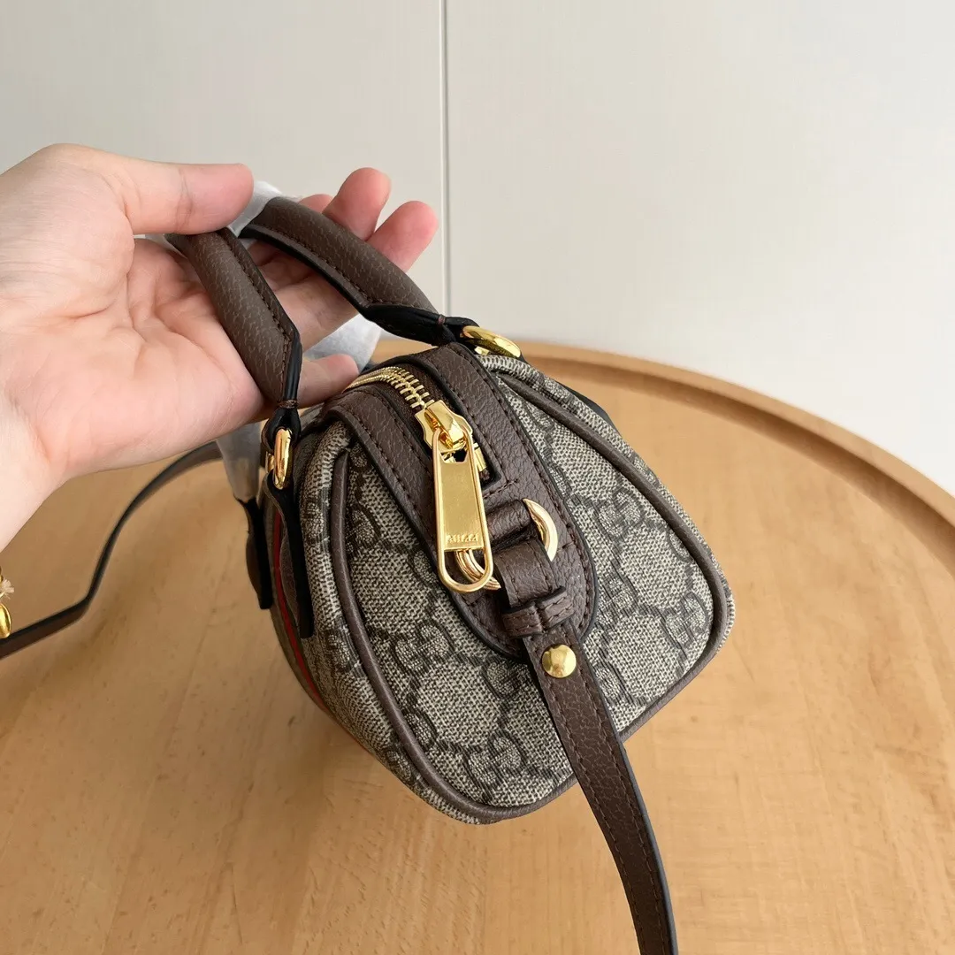 All Categories Official Website "Brand Women's Bags" Women's Bags 💙 GUCCI 2024 Official Website New GUCCI Crossbody Bag