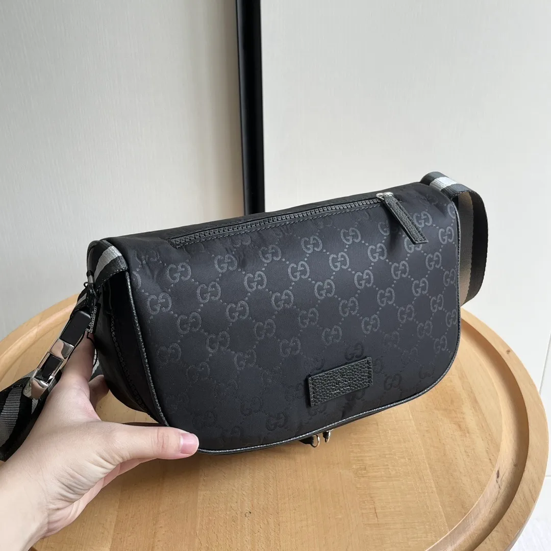 All Categories Official Website "Brand Women's Bags" Women's Bags 💙 GUCCI 2026 New GUCCI Crossbody Bag