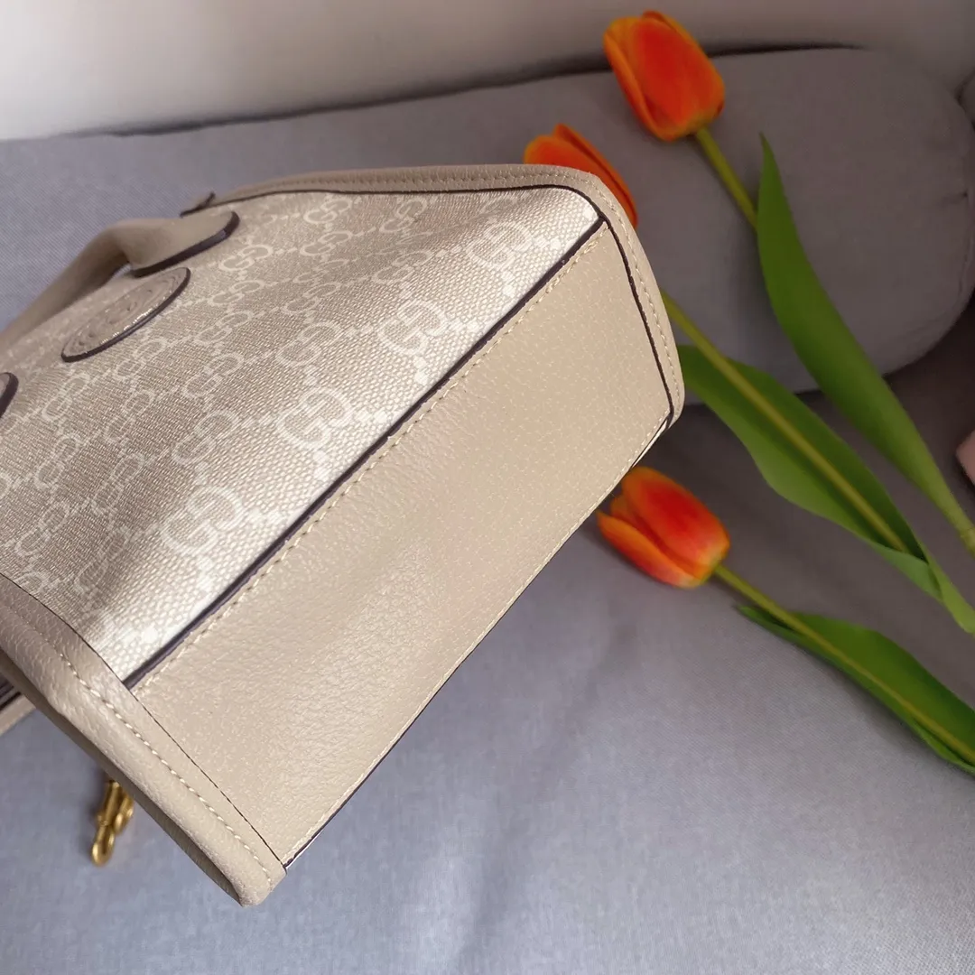 All categories Official website "Brand Women's Bags" Women's Bags 💙 GUCCI 2022 Official New Gucci Handbag Wholesale 58001600 High Quality Specifications: 21-19-8CM