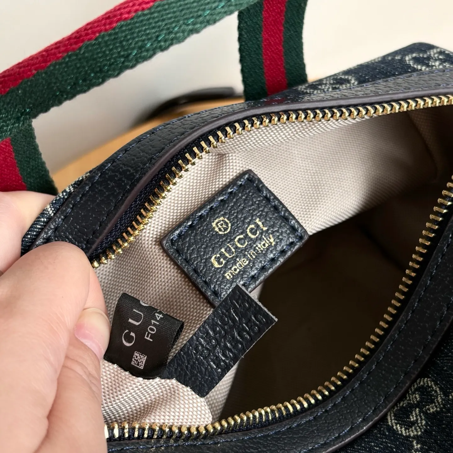 All Categories Official Website "Brand Women's Bags" Women's Bags 💙 GUCCI 2026 New GUCCI Crossbody Bag