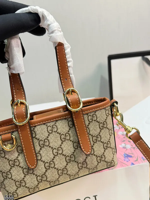 All Categories Official Website "Brand Women's Bags" Women's Bags 💙 GUCCI 2026 New GUCCI Crossbody Bag