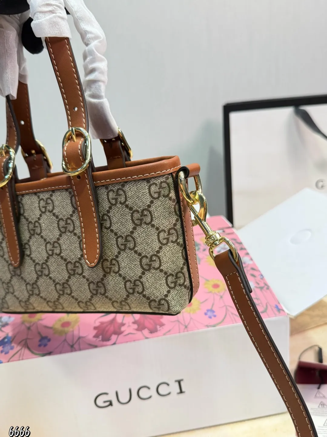 All Categories Official Website "Brand Women's Bags" Women's Bags 💙 GUCCI 2026 New GUCCI Crossbody Bag
