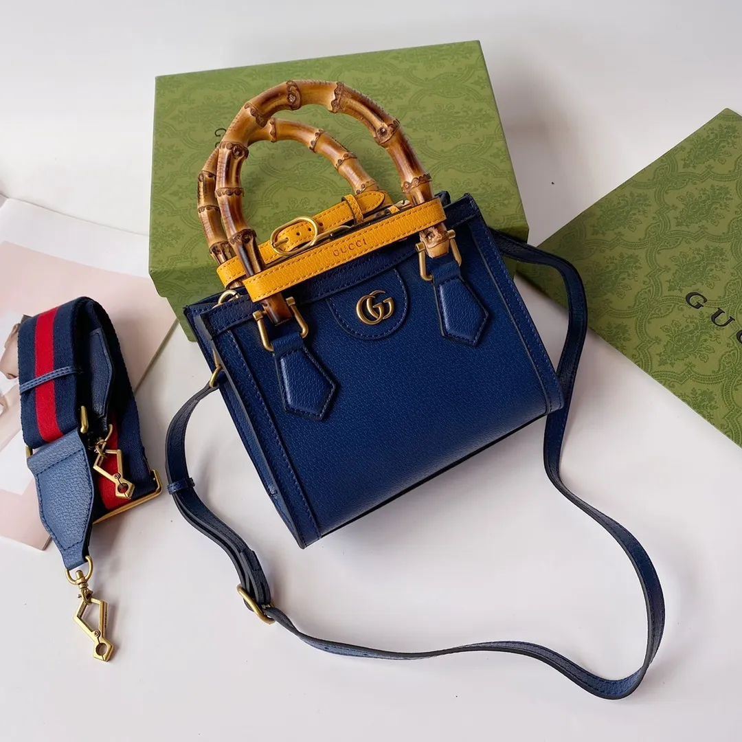 All categories Official website "Brand Women's Bags" Women's Bags 💙 GUCCI 2022 Official New Gucci Mini Tote Bag Wholesale 58002000 High Quality Specifications: 20-16-10CM