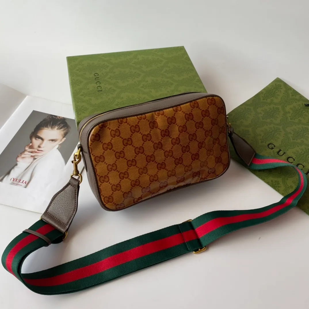 All categories Official website "Brand Women's Bags" Women's Bags 💙 GUCCI 2022 Official New Style Gucci Crossbody Bag Wholesale 58001800 High Quality Specifications: 24-15-7.5CM