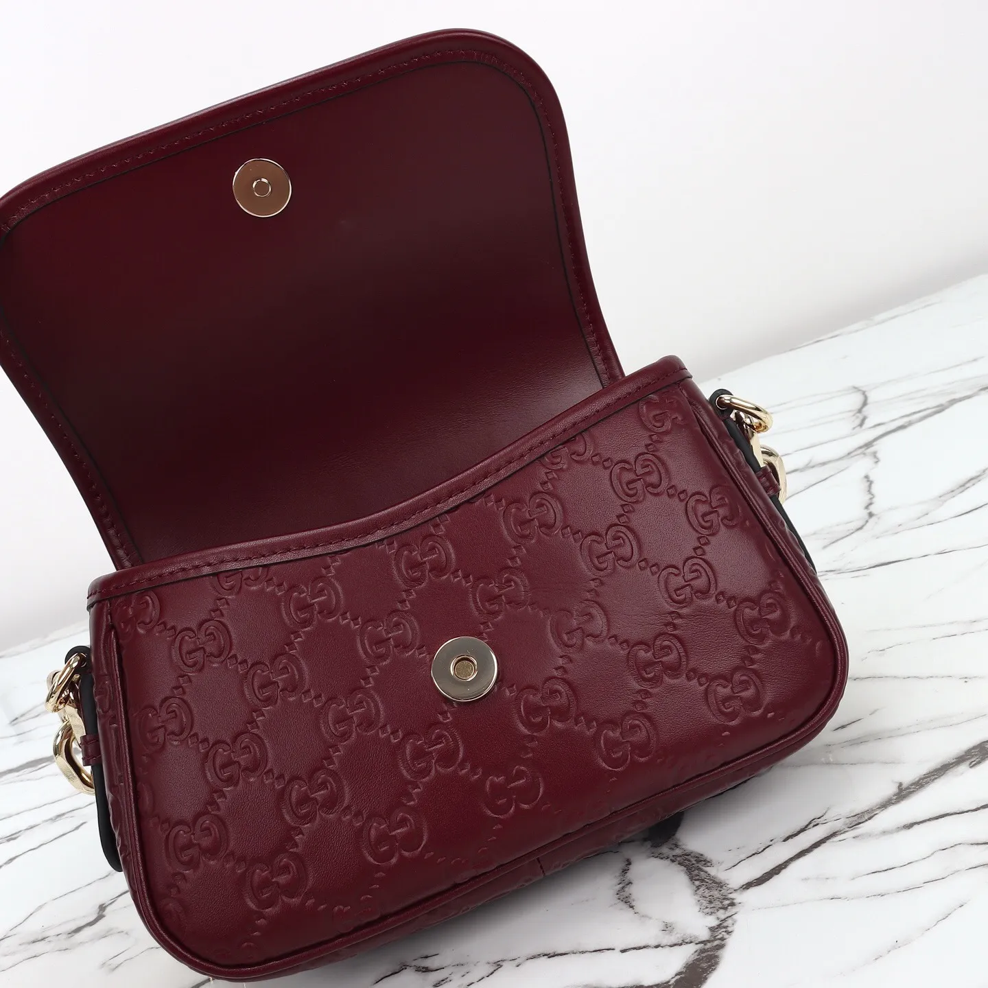 All Categories Official Website "Brand Women's Bags" Women's Bags 💙 GUCCI 2025 New GUCCI Crossbody Bag
