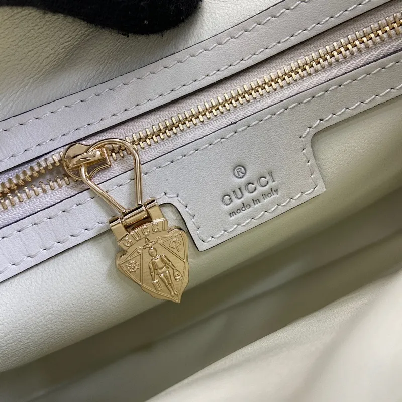 All categories Official website "Brand Women's Bags" Women's Bags 💙 GUCCI 2025 new GUCCI armpit bag