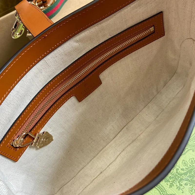 All categories Official website "Brand Women's Bags" Women's Bags 💙 GUCCI 2025 new GUCCI armpit bag