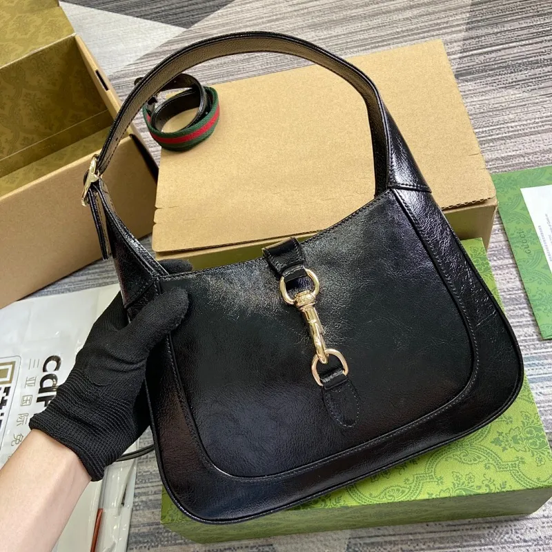 All categories Official website "Brand Women's Bags" Women's Bags 💙 GUCCI 2025 new GUCCI armpit bag
