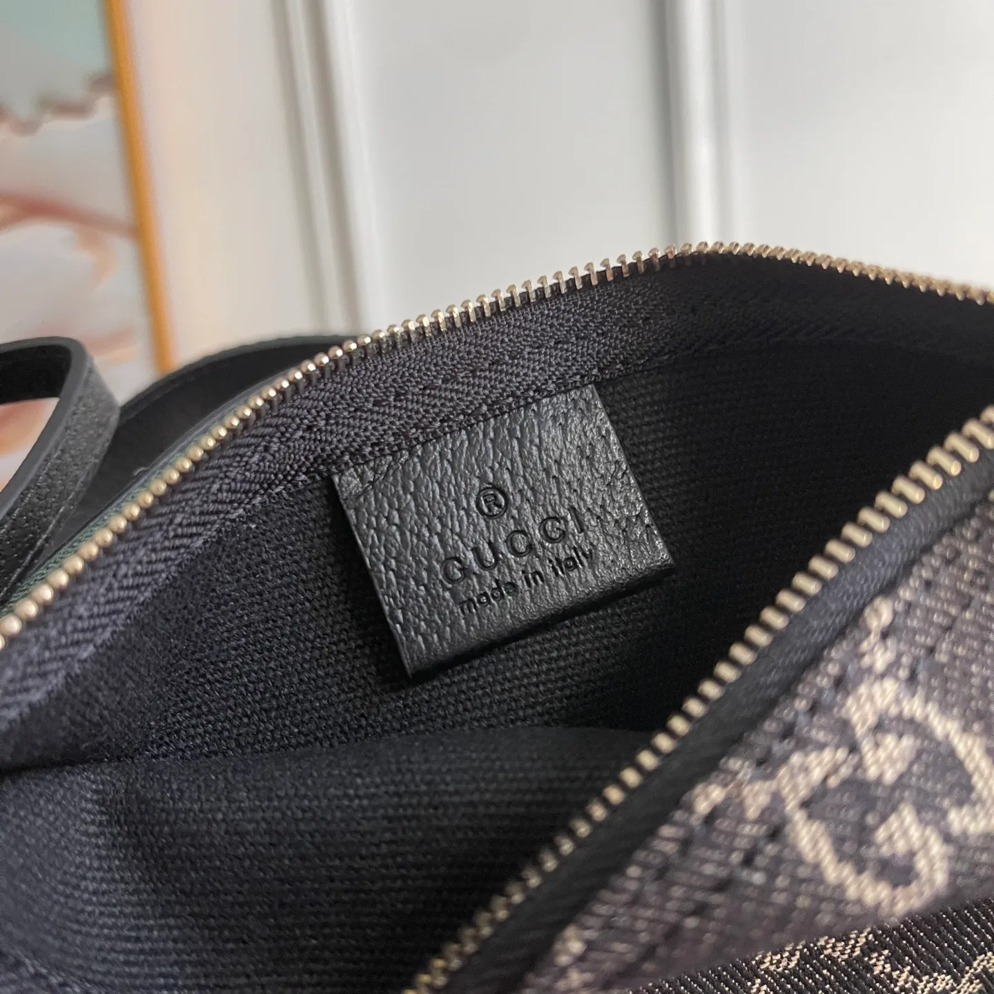 All Categories Official Website "Brand Women's Bags" Women's Bags 💙 GUCCI 2025 New GUCCI Crossbody Bag
