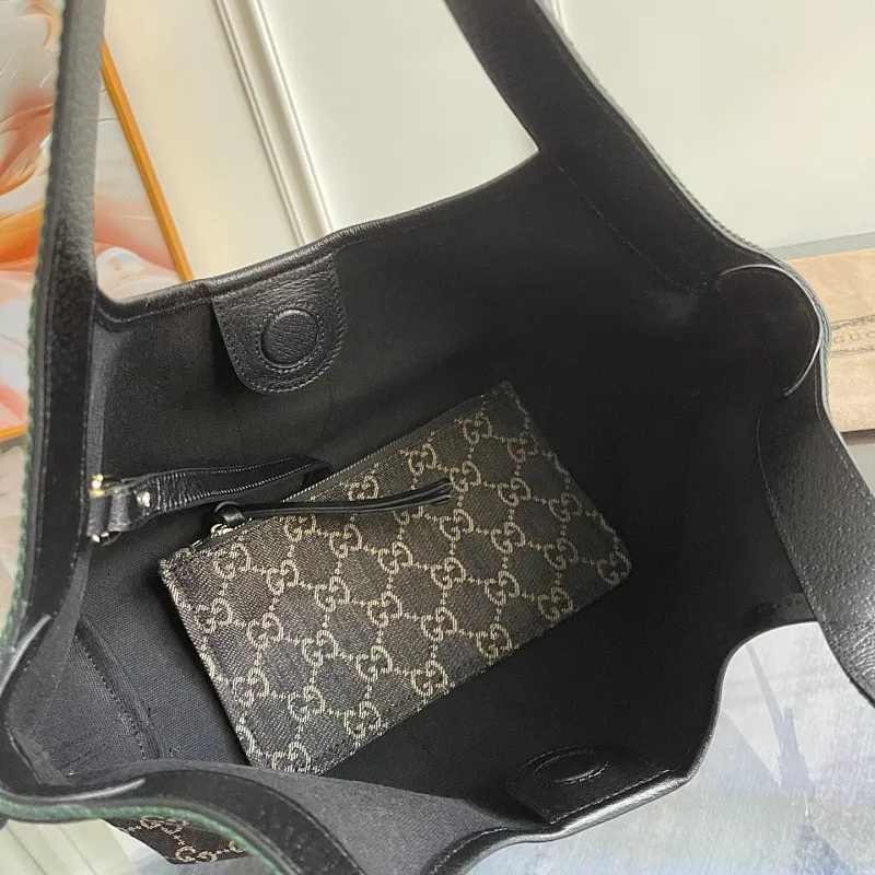All Categories Official Website "Brand Women's Bags" Women's Bags 💙 GUCCI 2025 New GUCCI Crossbody Bag