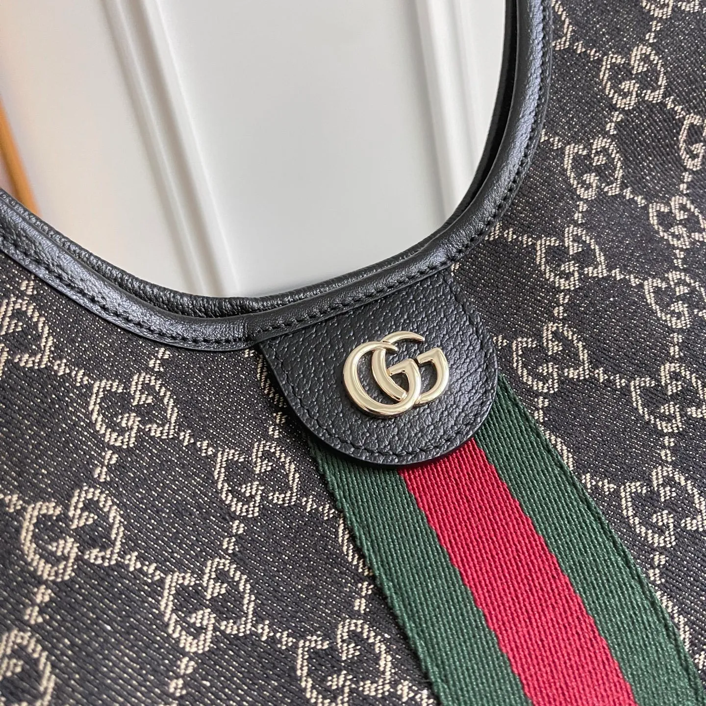 All Categories Official Website "Brand Women's Bags" Women's Bags 💙 GUCCI 2025 New GUCCI Crossbody Bag