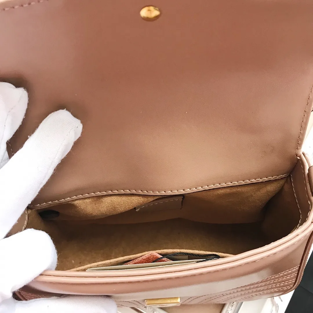 All categories Official website "Brand Women's Bags" Women's Bags 💙 GUCCI Fine imitation Gucci, high imitation Gucci bags, Gucci handbags, 2022 official latest version Gucci crossbody bag, Gucci bag factory, recommended bags, size: 21-15.5-8CM