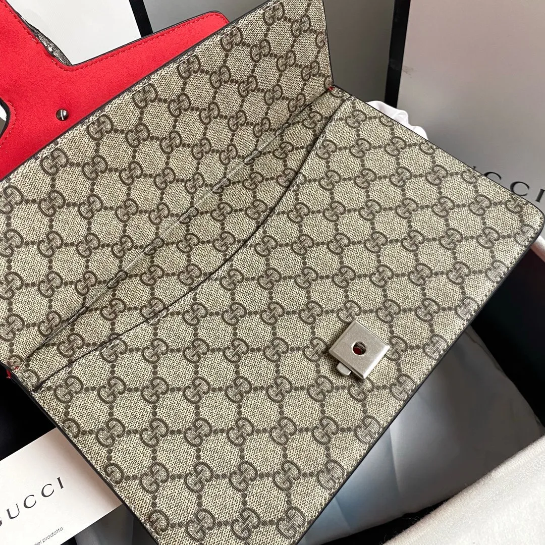 All categories Official website "Brand Women's Bags" Women's Bags 💙 GUCCI 2022 official new Gucci crossbody bag wholesale Original order quality 58002000 Size: 28-18-9Cm