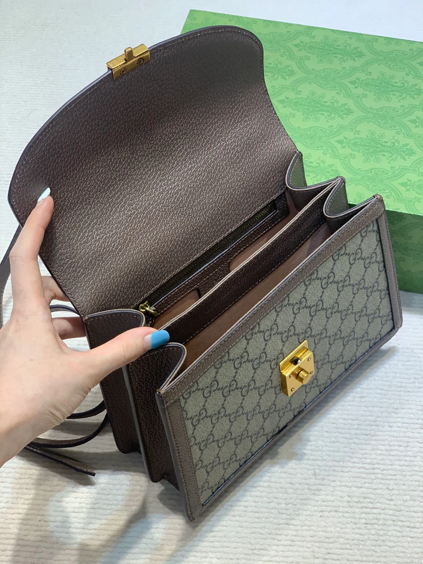 All categories Official website "Brand Women's Bags" Women's Bags 💙 GUCCI 2023 latest GUCCI crossbody bag