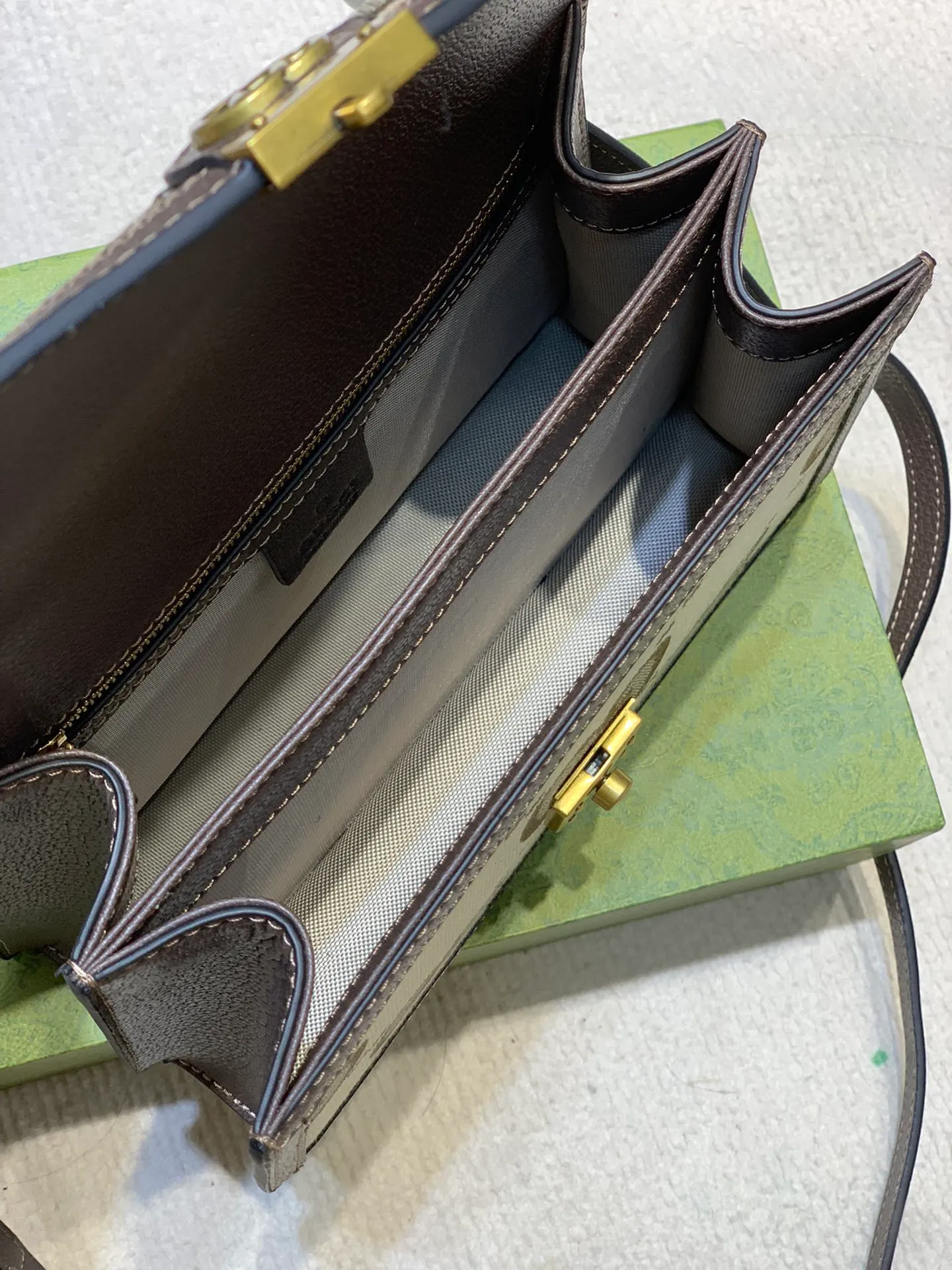 All categories Official website "Brand Women's Bags" Women's Bags 💙 GUCCI 2023 latest GUCCI crossbody bag