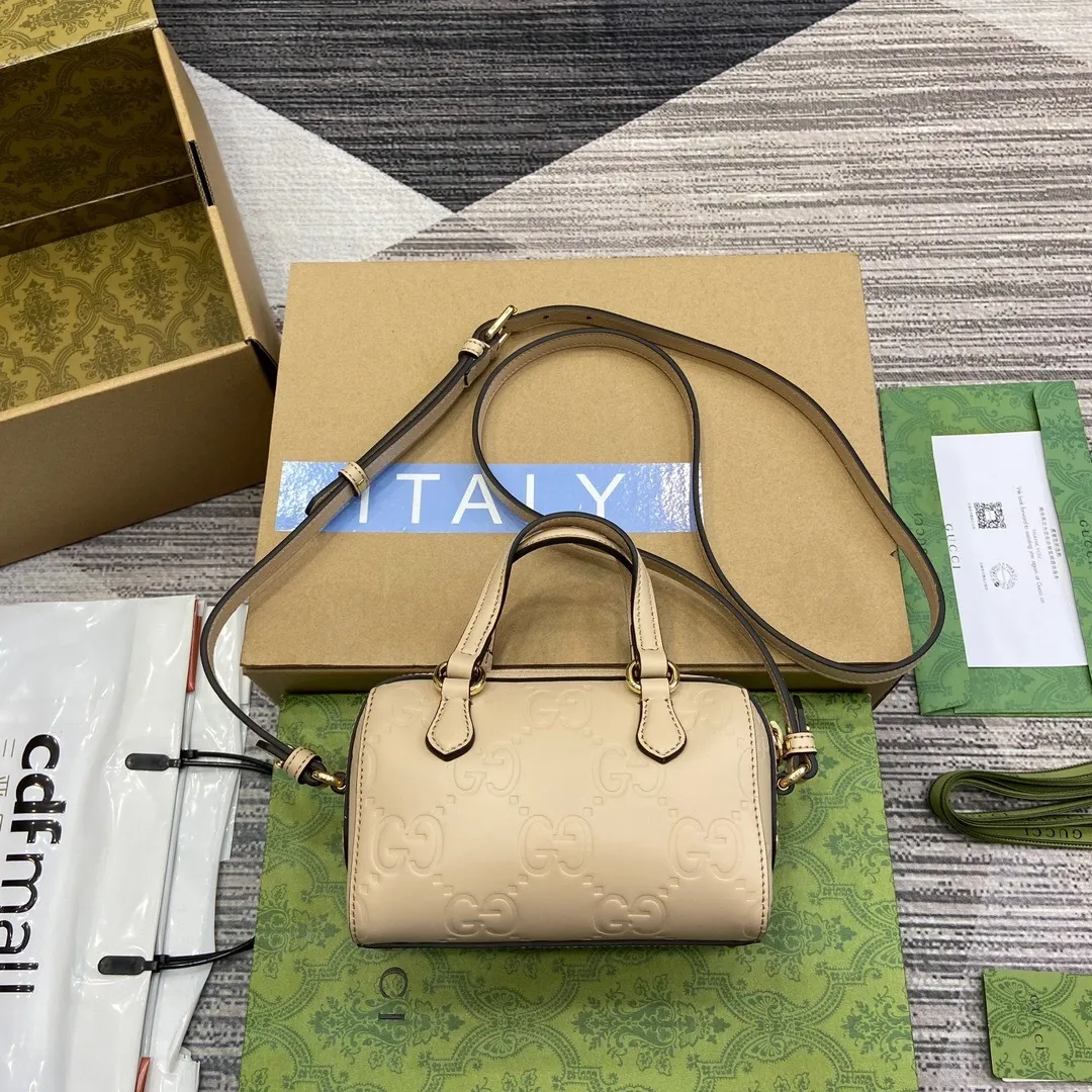 All Categories Official Website "Brand Women's Bags" Women's Bags 💙 GUCCI 2025 New GUCCI Crossbody Bag