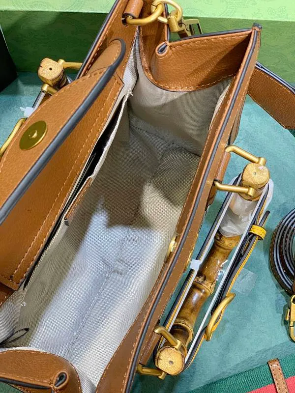 All categories Official website "Brand Women's Bags" Women's Bags 💙 GUCCI 2023 latest GUCCI crossbody bag