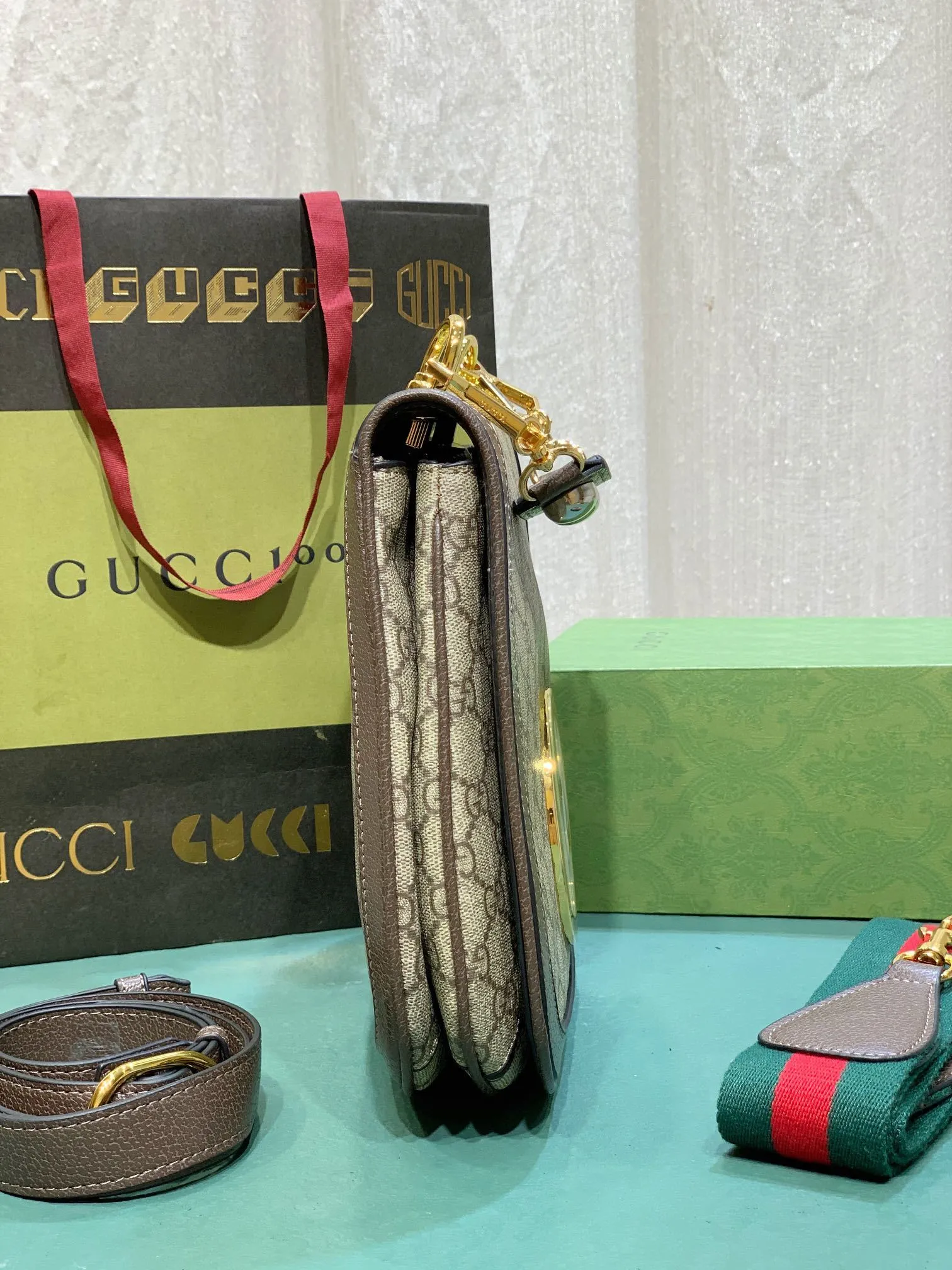 All categories Official website "Brand Women's Bags" Women's Bags 💙 GUCCI 2024 latest GUCCI crossbody bag