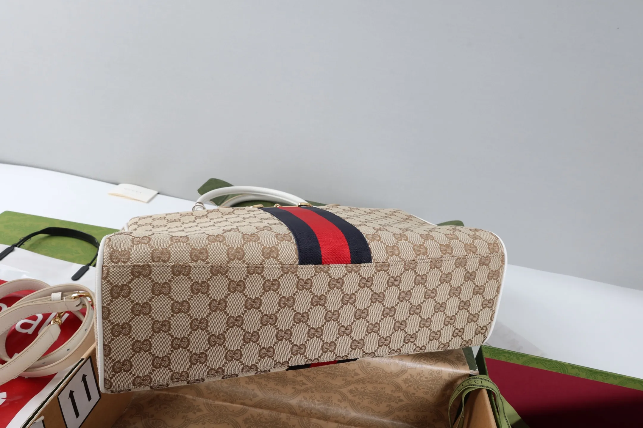All Categories Official Website "Brand Women's Bags" Women's Bags 💙 GUCCI GUCCI 2026 New Classic GG Pattern Crossbody Bag