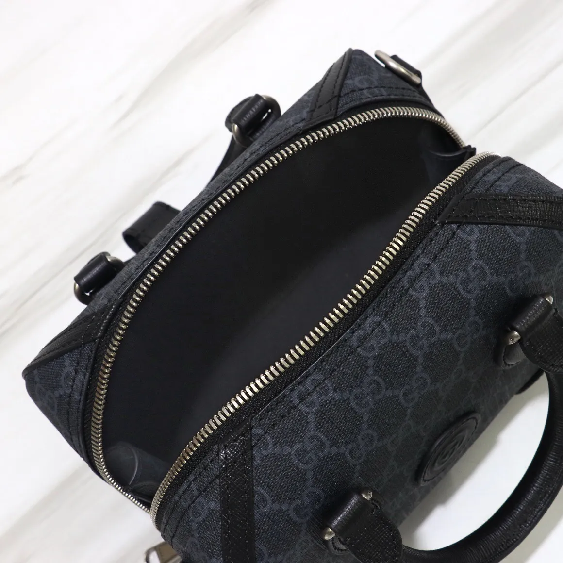 All Categories Official Website "Brand Women's Bags" Women's Bags 💙 GUCCI 2025 New GUCCI Crossbody Bag