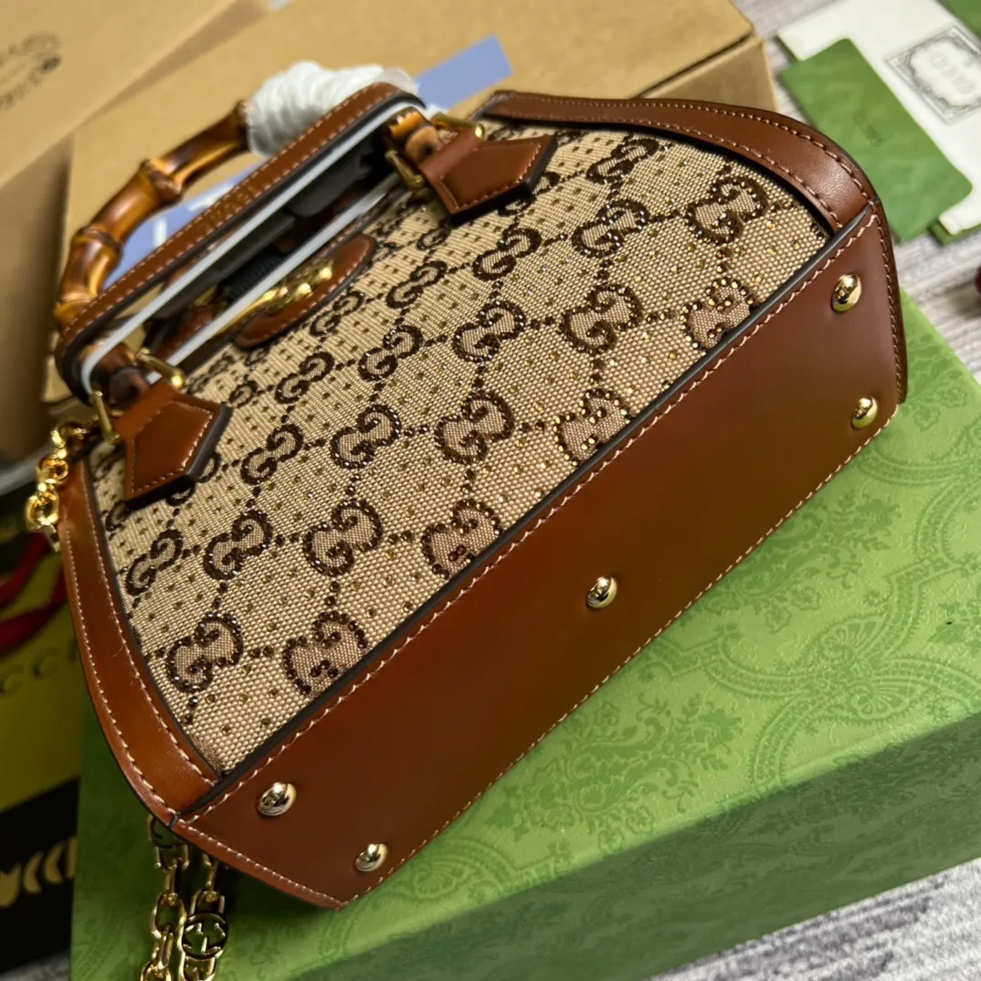 All Categories Official Website "Brand Women's Bags" Women's Bags 💙 GUCCI 2025 New GUCCI Crossbody Bag