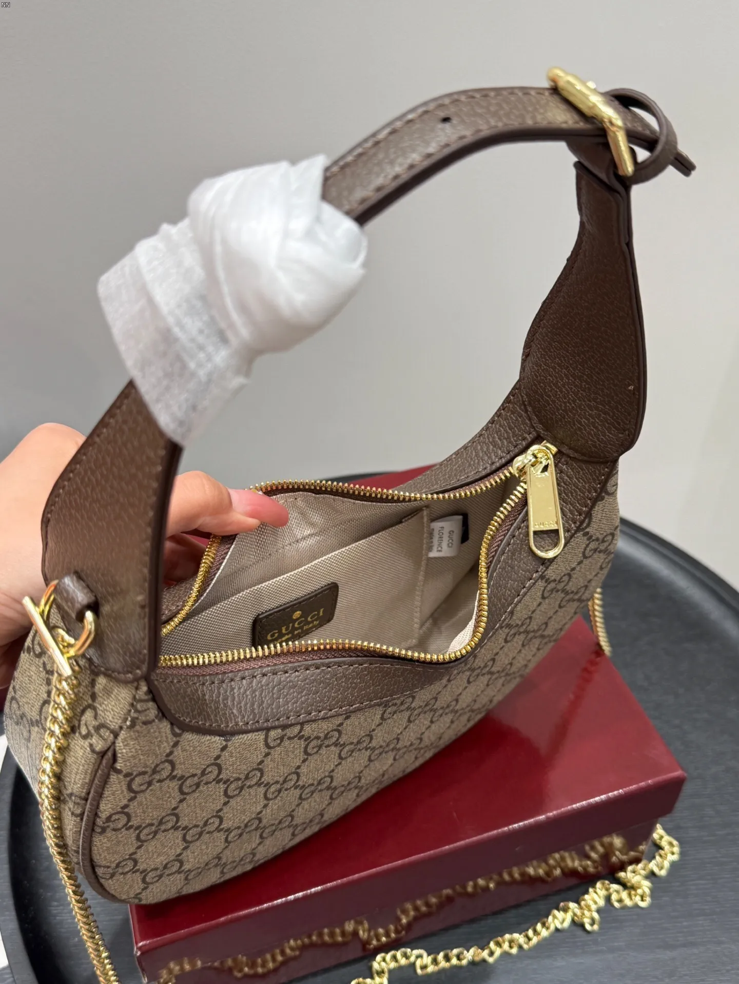 All categories Official website "Brand Women's Bags" Women's Bags 💙 GUCCI 2025 new GUCCI ophidia chain half-moon armpit bag