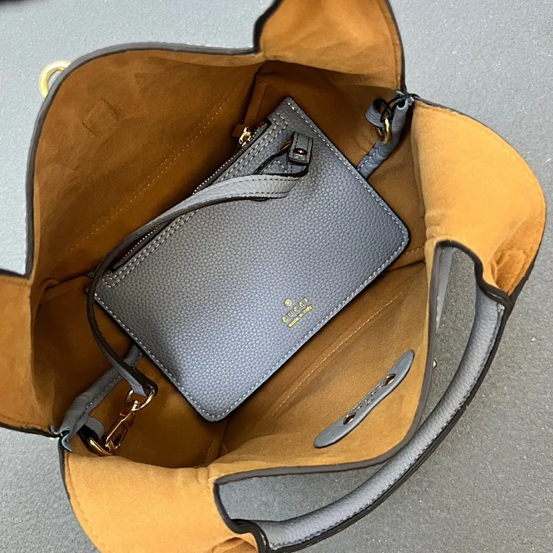 All Categories Official Website "Brand Women's Bags" Women's Bags 💙 GUCCI 2025 New Gucci Softbit Cowhide Handbag