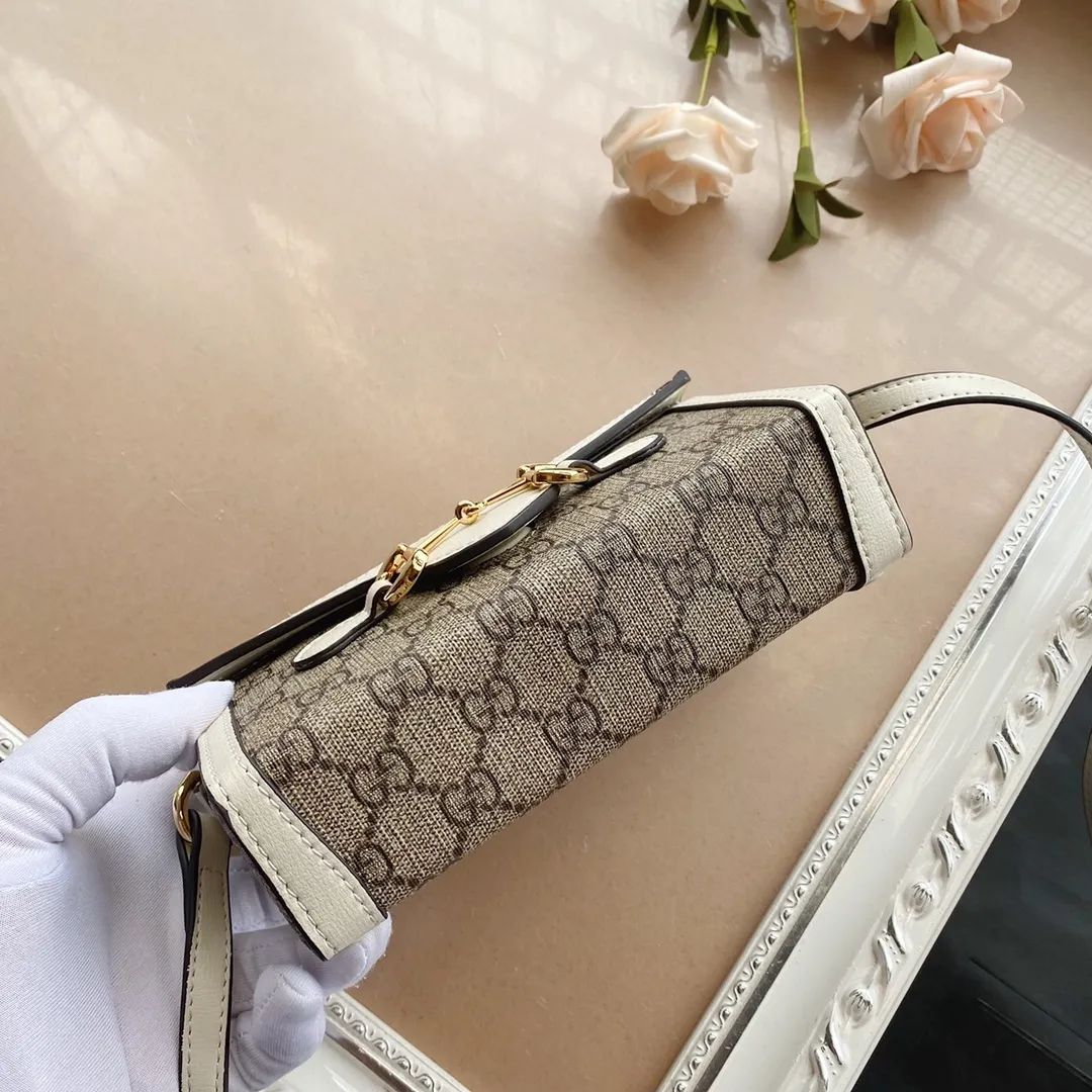 All categories Official website "Brand Women's Bags" Women's Bags 💙 GUCCI 2022 Official New Gucci Crossbody Bag Wholesale 58001500 High Quality Specifications: 18-12-5CM