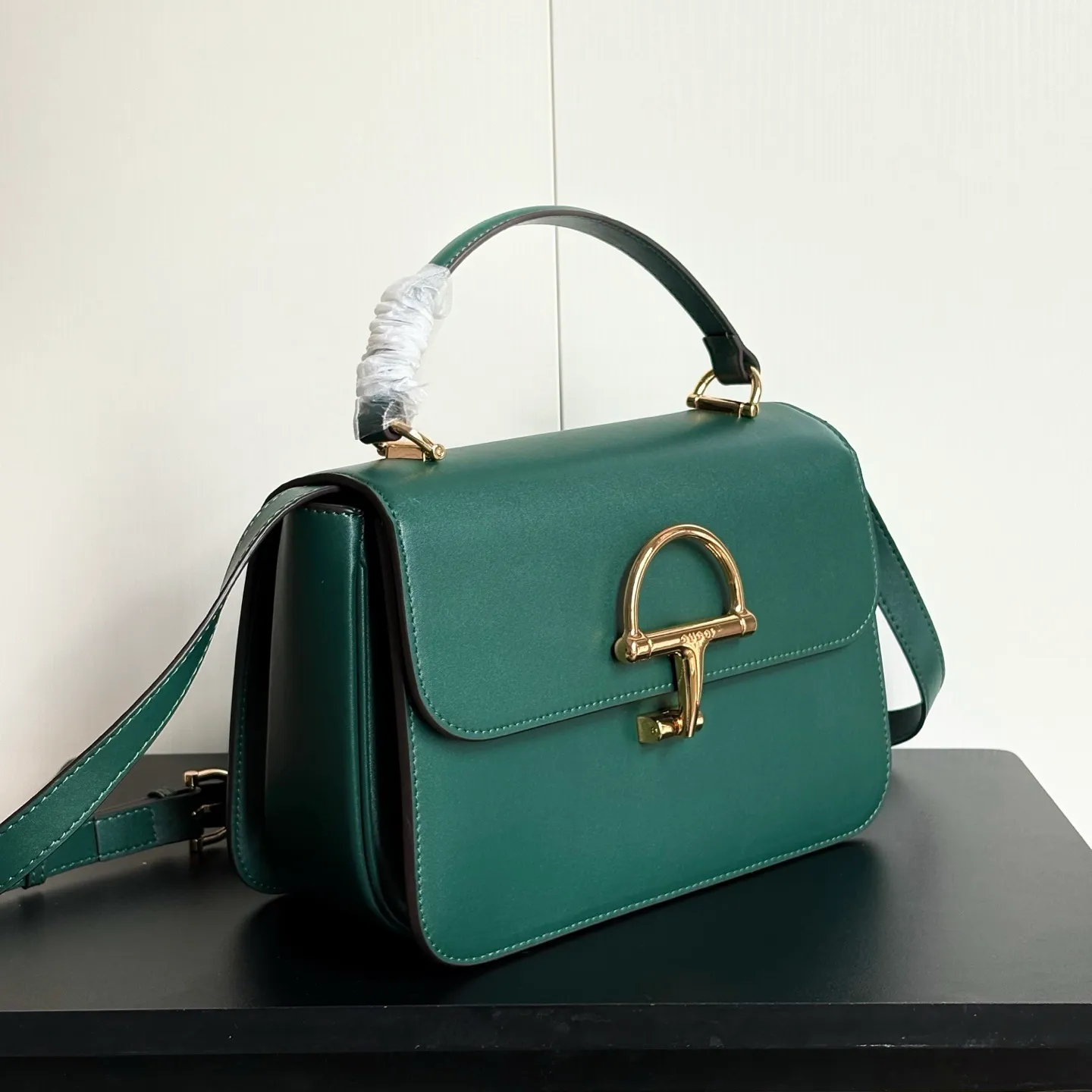 All Categories Official Website "Brand Women's Bags" Women's Bags 💙 GUCCI 2026 New GUCCI Crossbody Bag