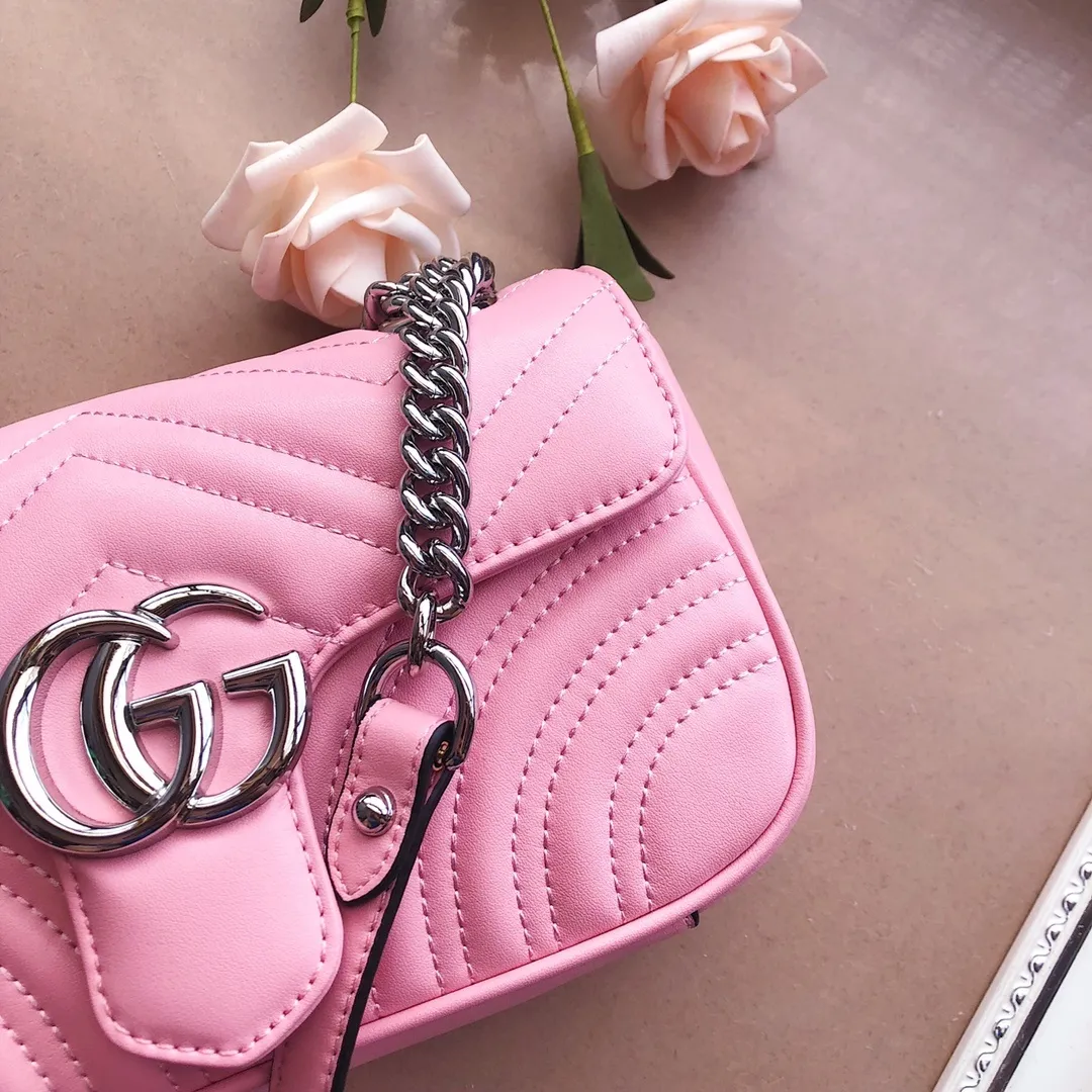 All categories Official website "Brand Women's Bags" Women's Bags 💙 GUCCI Fine imitation Gucci, high imitation Gucci bags, Gucci crossbody bags, 2022 official latest version Gucci crossbody bags, Gucci bag factory, recommended bags, size: 22-13-6CM