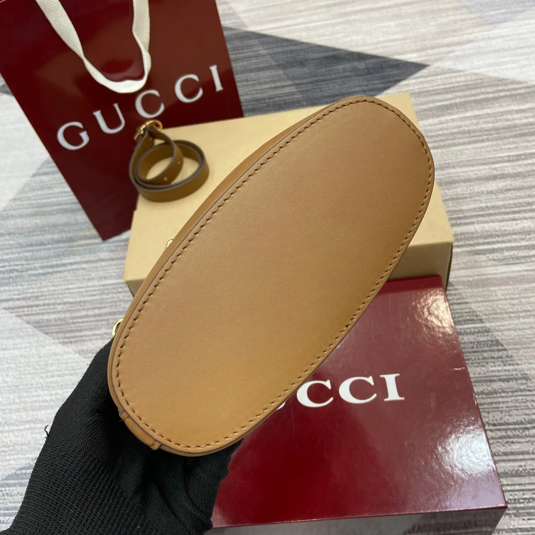 All Categories Official Website "Brand Women's Bags" Women's Bags 💙 GUCCI 2025 New GUCCI Crossbody Bag