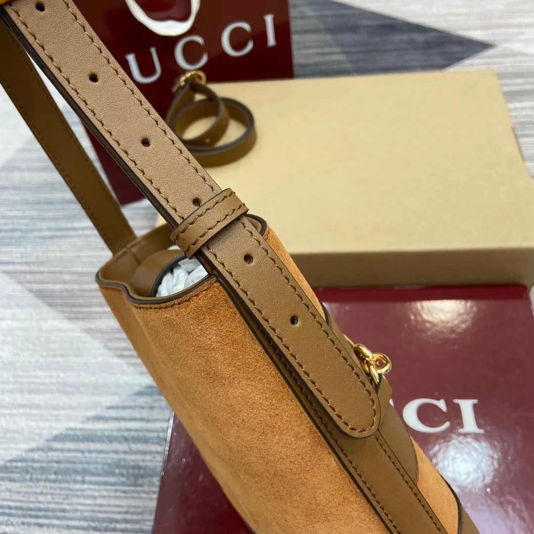 All Categories Official Website "Brand Women's Bags" Women's Bags 💙 GUCCI 2025 New GUCCI Crossbody Bag