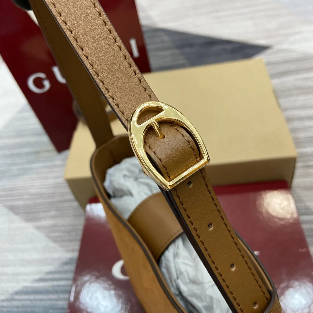 All Categories Official Website "Brand Women's Bags" Women's Bags 💙 GUCCI 2025 New GUCCI Crossbody Bag