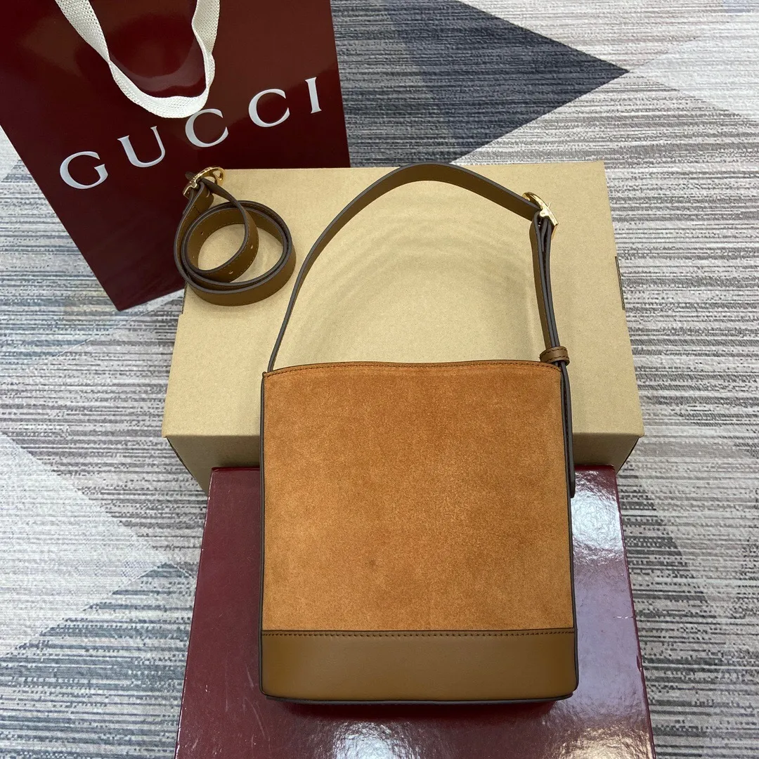 All Categories Official Website "Brand Women's Bags" Women's Bags 💙 GUCCI 2025 New GUCCI Crossbody Bag