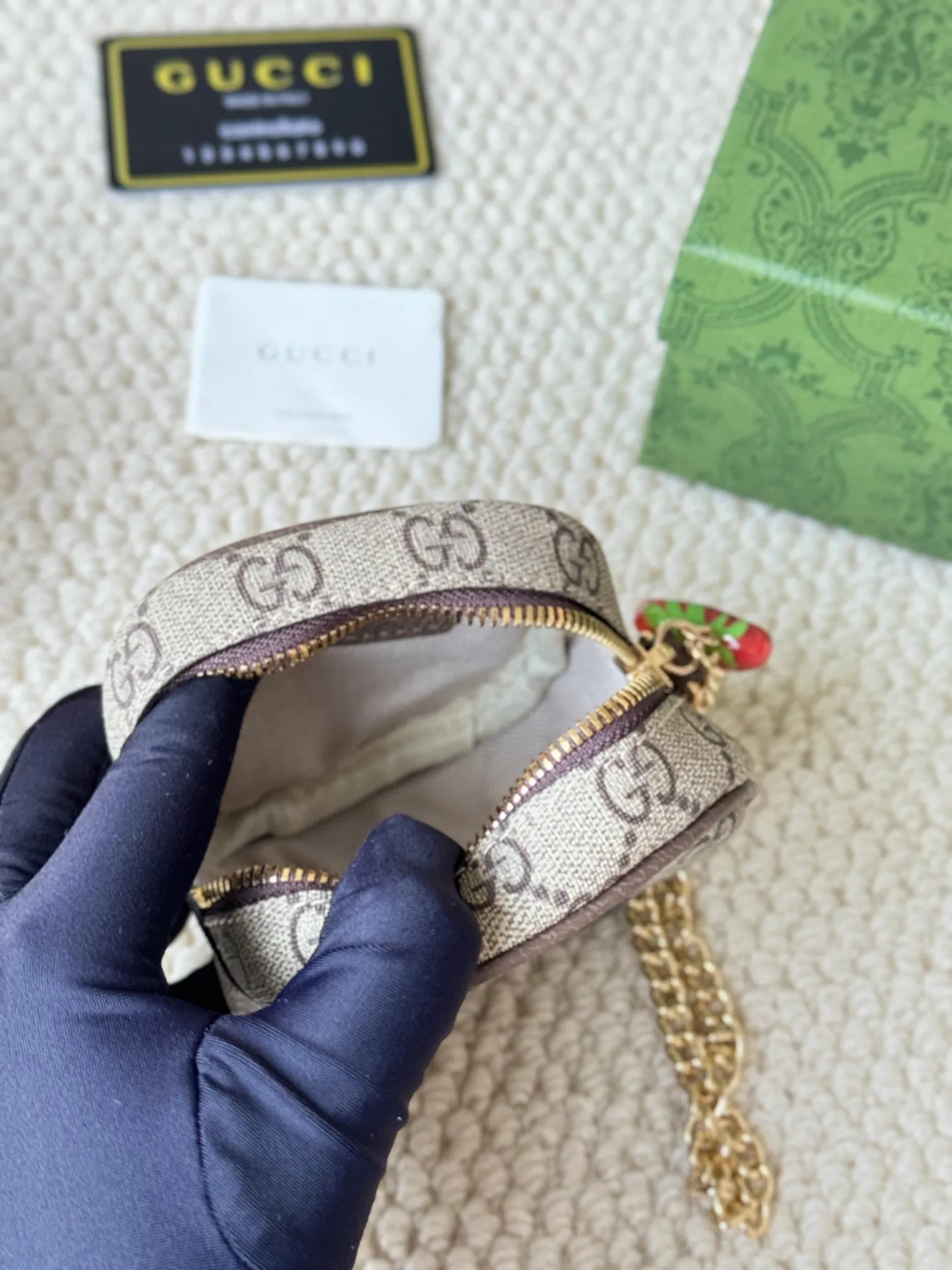 💰180 GUCCI/Gucci new women's beige/ebony canvas strawberry zipper coin purse