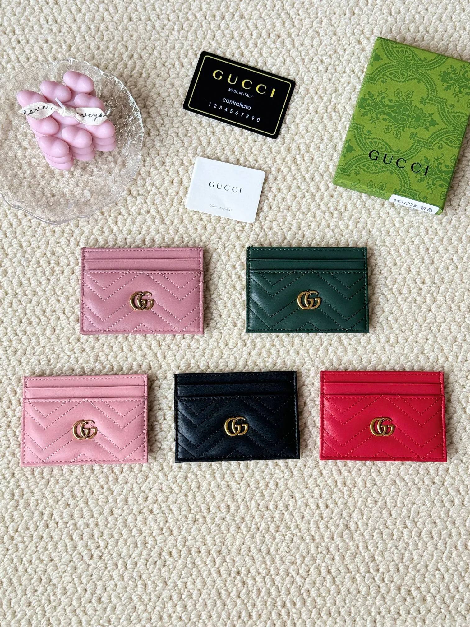 💰100 gucci cowhide mini card holder, real photo! Double G wave pattern small card holder, retro gold metal accessories, model number 443127, humanoid pattern, size: 10x7cm